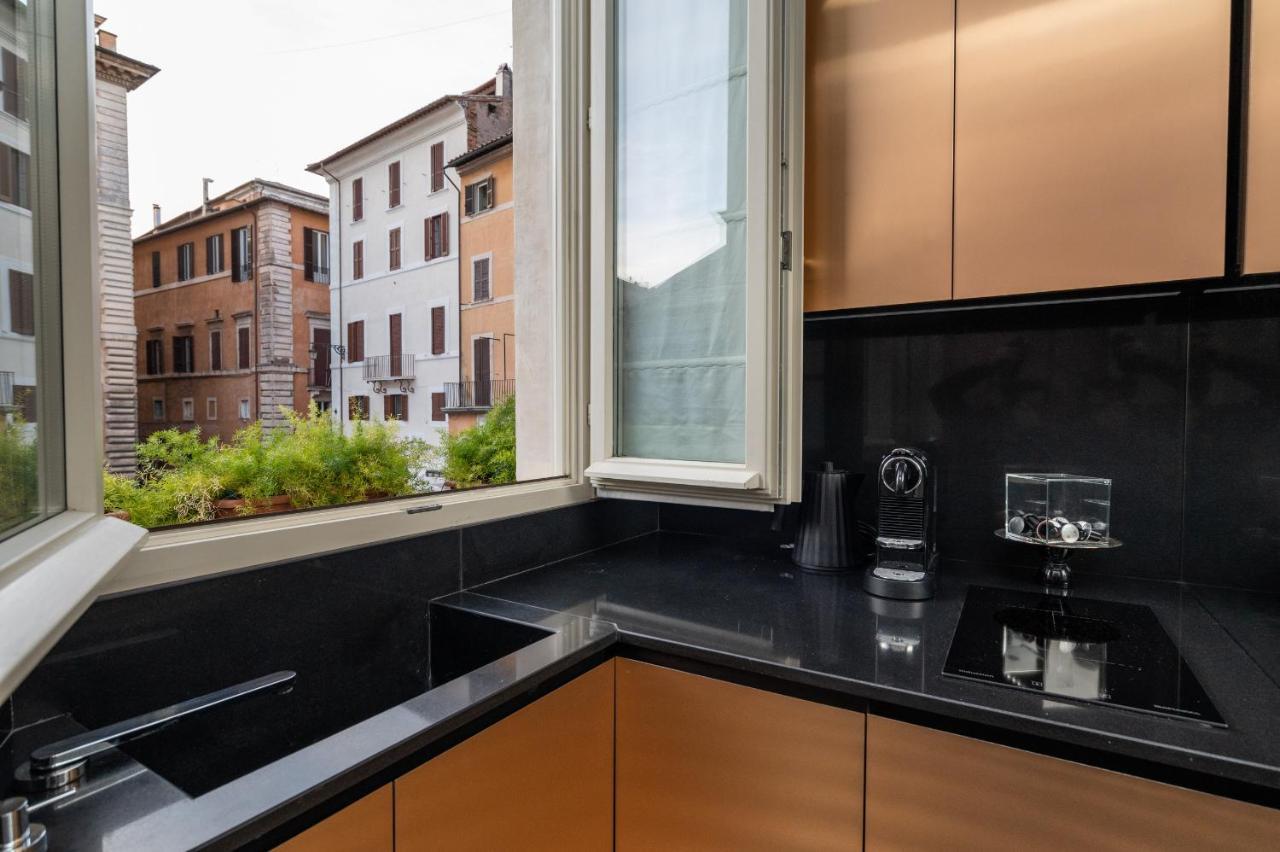 Pantheon Balcony Morgana Suite Rome Exterior photo